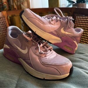 Nike Women's Lavender Air Max Sneakers